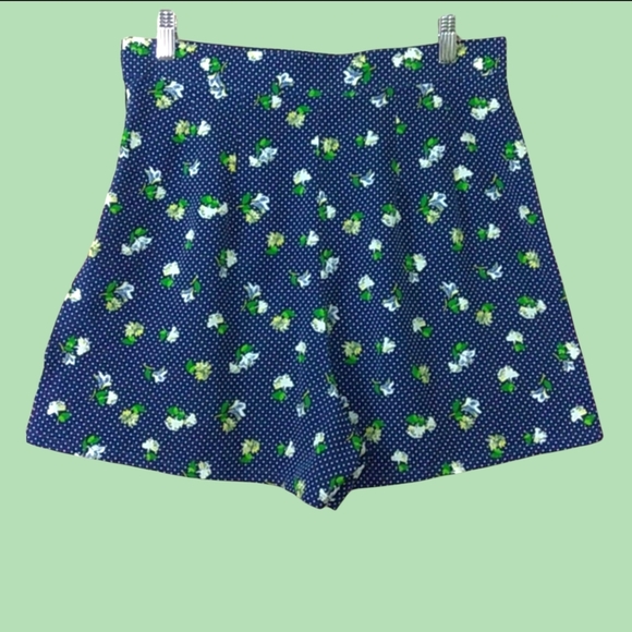 California Select Originals Navy w/ Floral Shorts - Picture 7 of 8